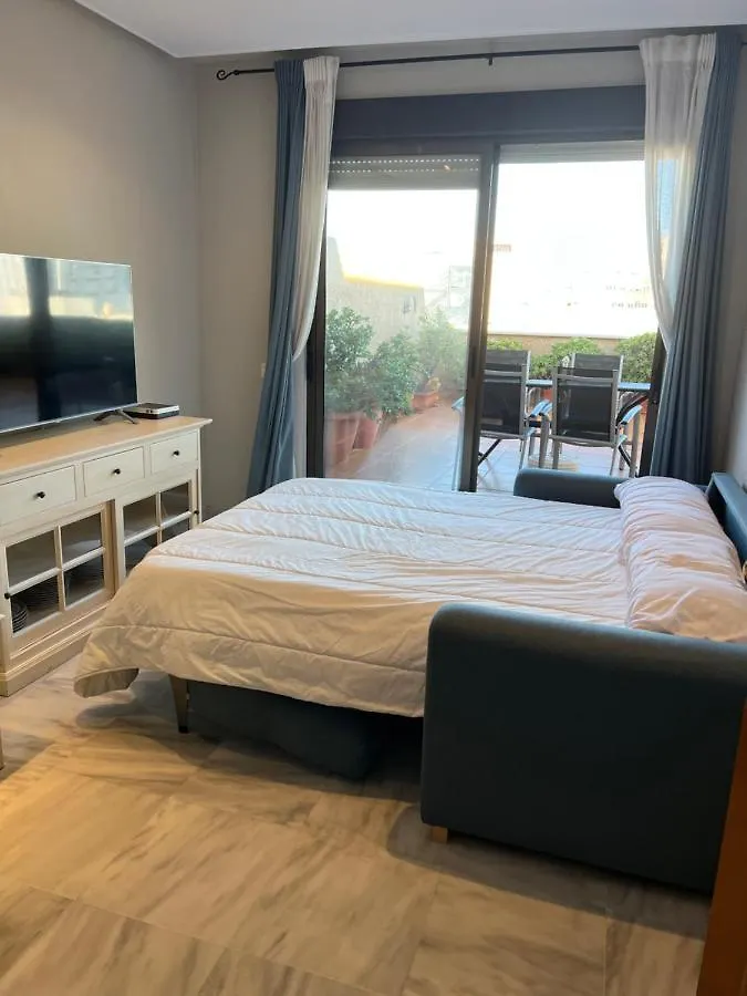 Apartamento Atico Primera Linea De Playa. Cádiz