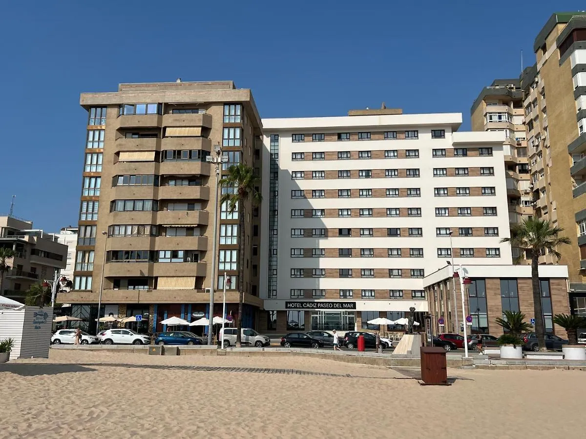 Apartamento Atico Primera Linea De Playa. Cádiz